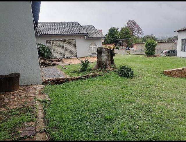 3 bed property to rent in WINCHESTER HILLS